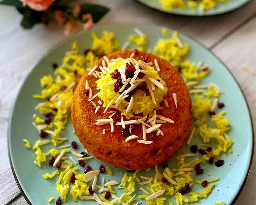 Persian Saffron Crispy Rice