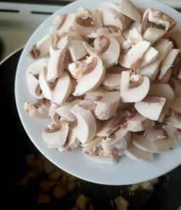 Chop the mushrooms, pour them into a pan