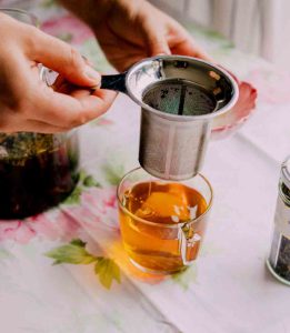 Hot Persian mint tea